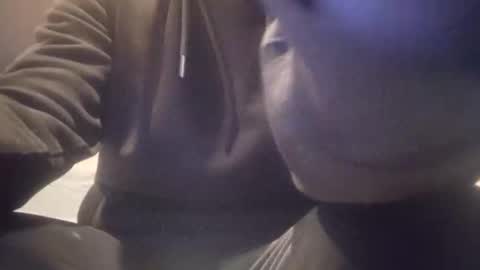 maho0 online show from 2, 10, 2025