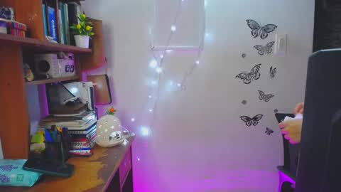 LIZZIE  SEE BELOW IMPORTANT INFORMATION online show from 15, 12, 2024