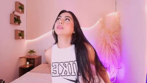 MAIA  LIA  online show from 18, 9, 2025