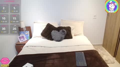    t  online show from 15, 9, 2025