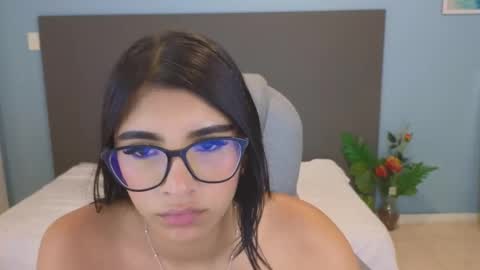Maiaa Ruiz  online show from 12, 9, 2025