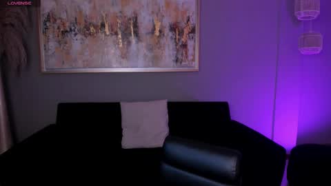 Snapshot of maiacollins chatting on 3, 3, 2026 Maia online show from 3, 3, 2026