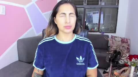 Snapshot of maiaconnor chatting on 20, 9, 2025 online show from 20, 9, 2025