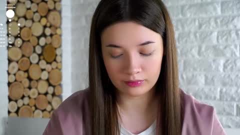 Snapshot of maidabuoy chatting on 16, 12, 2025 Lucy online show from 16, 12, 2025