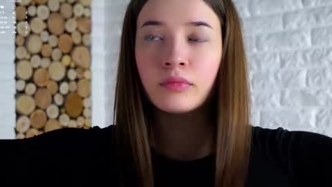 Snapshot of maidabuoy chatting on 12, 1, 2026 Lucy online show from 12, 1, 2026