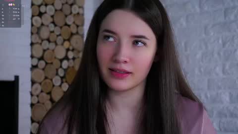 Snapshot of maidabuoy chatting on 27, 5, 2026 Lucy online show from 27, 5, 2026