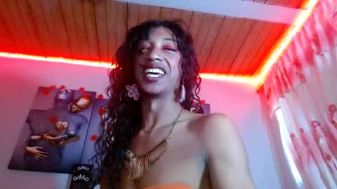 Snapshot of maidi_hot chatting on 28, 2, 2025 Bella Maidi online show from 28, 2, 2025