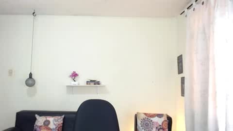 I am Maik online show from 1, 2, 2025