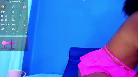 Snapshot of mailyn_er chatting on 8, 1, 2025 Mailyn online show from 8, 1, 2025