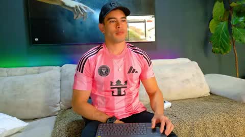 Bastian Arslan online show from 6, 6, 2026