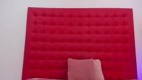 maite_smith69 online show from 18, 2, 2025