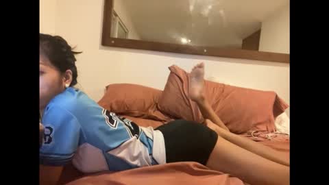 Snapshot of majesty0928 chatting on 27, 10, 2025 Thank you guys Hope to see you again on my next online online show from 27, 10, 2025