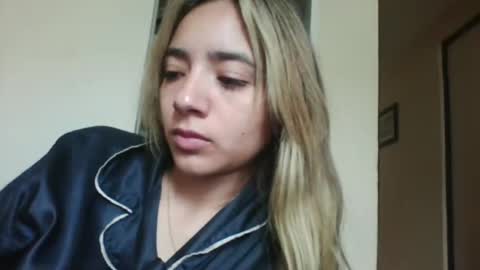 majo_gomezz online show from 29, 10, 2025