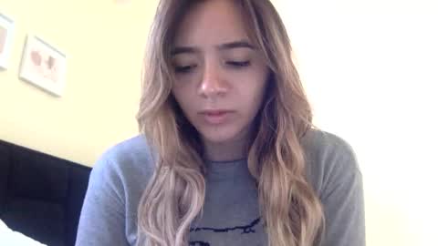 Snapshot of majo_gomezz chatting on 11, 6, 2026 majo_gomezz online show from 11, 6, 2026