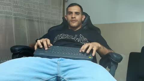 Snapshot of make_manson chatting on 18, 9, 2025 Make online show from 18, 9, 2025