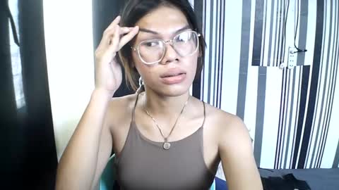 Snapshot of makekeanacum chatting on 2, 12, 2024 SWEET KEANA online show from 2, 12, 2024