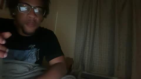 makemenutinmywifewhilewefuck online show from 23, 4, 2026