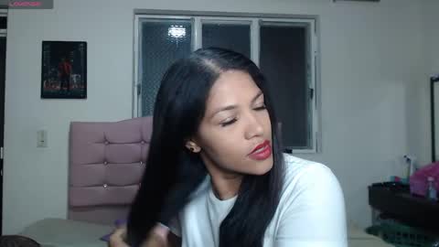 Snapshot of makennaa_1 chatting on 27, 5, 2026 MAKENNAA online show from 27, 5, 2026