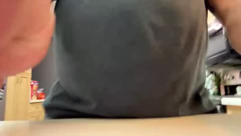 makeyousquirt1969 online show from 2, 2, 2026