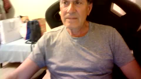 Snapshot of makis8989 chatting on 26, 5, 2026 makis8989 online show from 26, 5, 2026