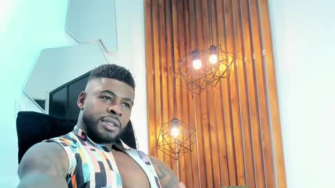 Snapshot of makonneen chatting on 29, 12, 2024 Makonnen online show from 29, 12, 2024