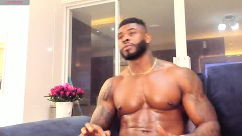 Snapshot of makonneen chatting on 11, 3, 2025 Makonnen online show from 11, 3, 2025