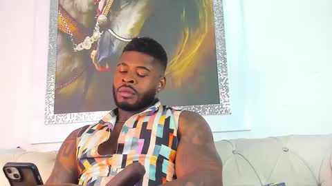 Snapshot of makonneen chatting on 8, 10, 2025 Makonnen online show from 8, 10, 2025