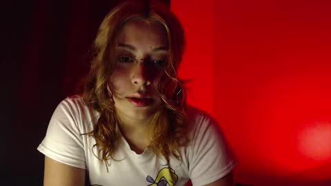 mala_vela online show from 2, 12, 2025