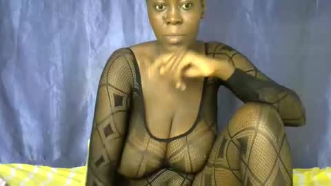 malaika_musa online show from 10, 4, 2026