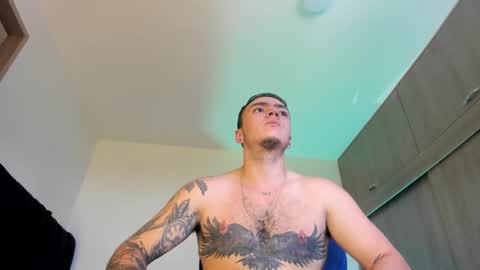 Snapshot of male_pussy chatting on 23, 9, 2025 ADAM online show from 23, 9, 2025