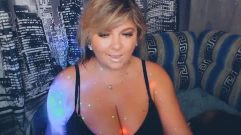 Snapshot of malena_mi chatting on 1, 12, 2024 Malena online show from 1, 12, 2024