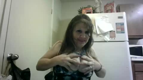 Snapshot of malinda702 chatting on 20, 1, 2025 malinda702 online show from 20, 1, 2025