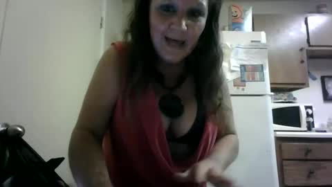 Snapshot of malinda702 chatting on 27, 9, 2025 malinda702 online show from 27, 9, 2025