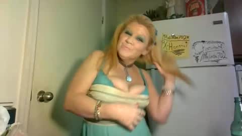 malinda702 online show from 11, 2, 2026