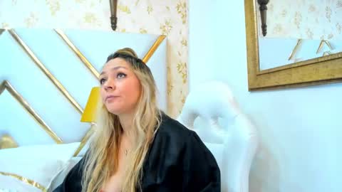 Snapshot of malorysweet chatting on 7, 3, 2025 MalorySweet online show from 7, 3, 2025