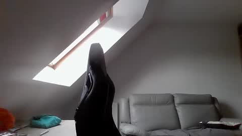 breton online show from 30, 12, 2024