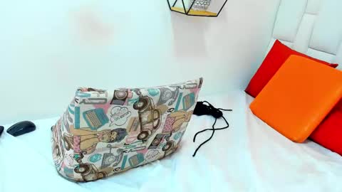 Snapshot of malu_hot69 chatting on 7, 3, 2025 Malu online show from 7, 3, 2025