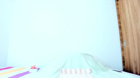 instagram  nueela   online show from 20, 3, 2026