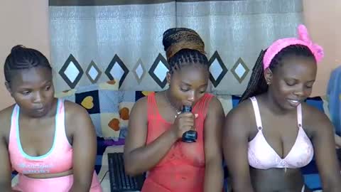 mama_pussie online show from 4, 2, 2026