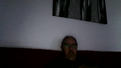 Snapshot of mambow99 chatting on 7, 6, 2026 OLDMANFREE online show from 7, 6, 2026