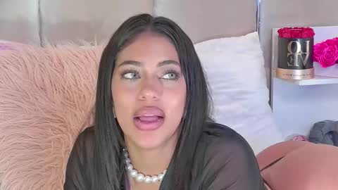 Snapshot of mami_natacha19x chatting on 10, 9, 2025 nati online show from 10, 9, 2025