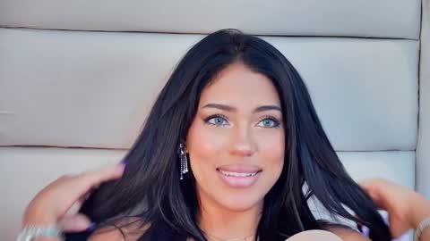 Snapshot of mami_natacha19x chatting on 4, 11, 2025 nati online show from 4, 11, 2025