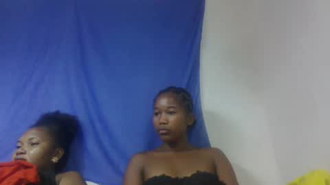 Snapshot of mamieriela chatting on 1, 2, 2026 mamieriela online show from 1, 2, 2026