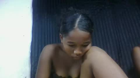 Snapshot of mamieriela chatting on 6, 2, 2026 mamieriela online show from 6, 2, 2026