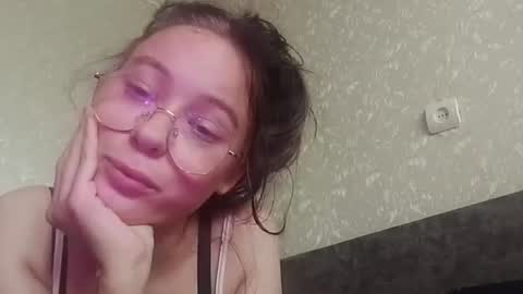 Snapshot of mammiepentico chatting on 5, 8, 2026 Mia online show from 5, 8, 2026