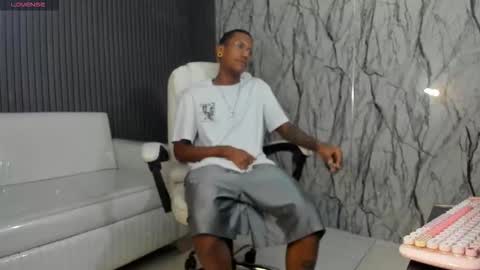 man_san11 online show from 22, 11, 2025