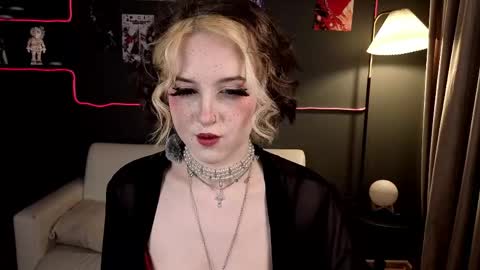 Luna online show from 14, 4, 2026