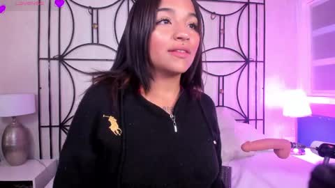 manelyk_evanss online show from 19, 4, 2026