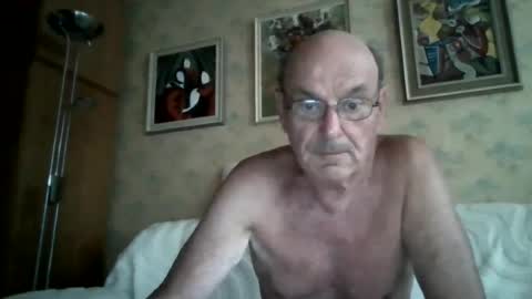Snapshot of manes5858 chatting on 20, 6, 2026 manes5858 online show from 20, 6, 2026