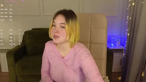 manic_pixie_ online show from 7, 2, 2025